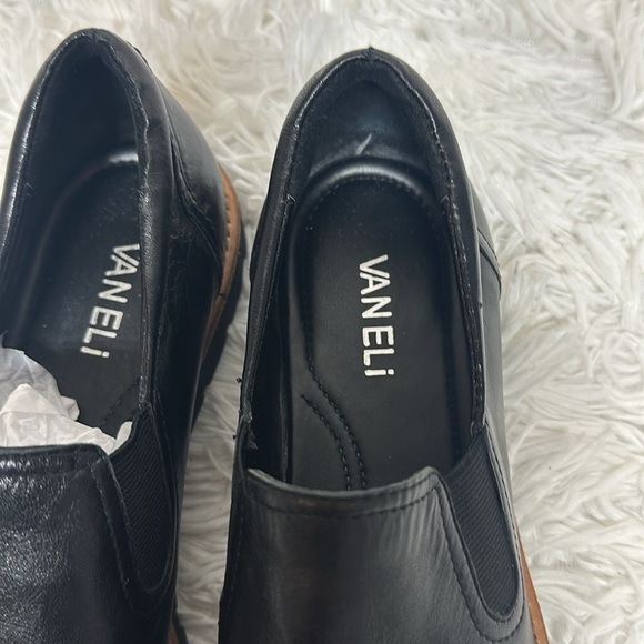 Vaneli, Women's Slip On Black Super Soft Leather Shoes Sz 8N,Made In Ethiopia - Picture 3 of 10